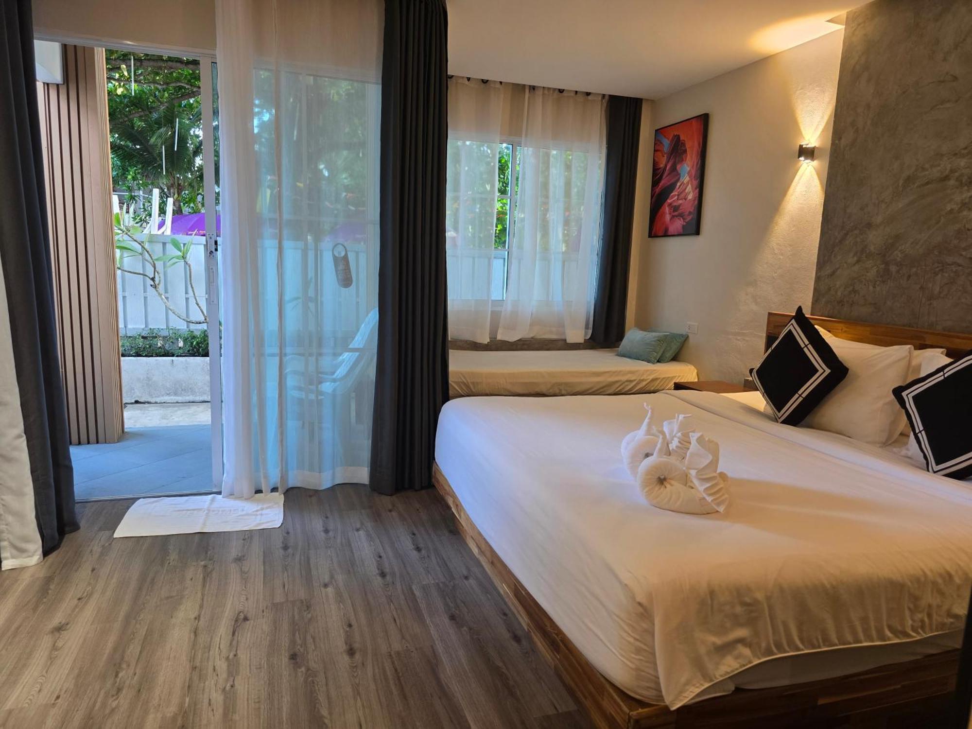 Tt Naiyang Beach Phuket Nai Yang Exterior photo