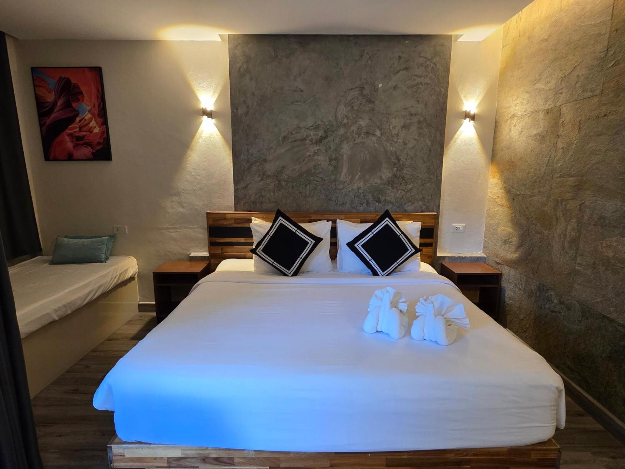 Tt Naiyang Beach Phuket Nai Yang Exterior photo